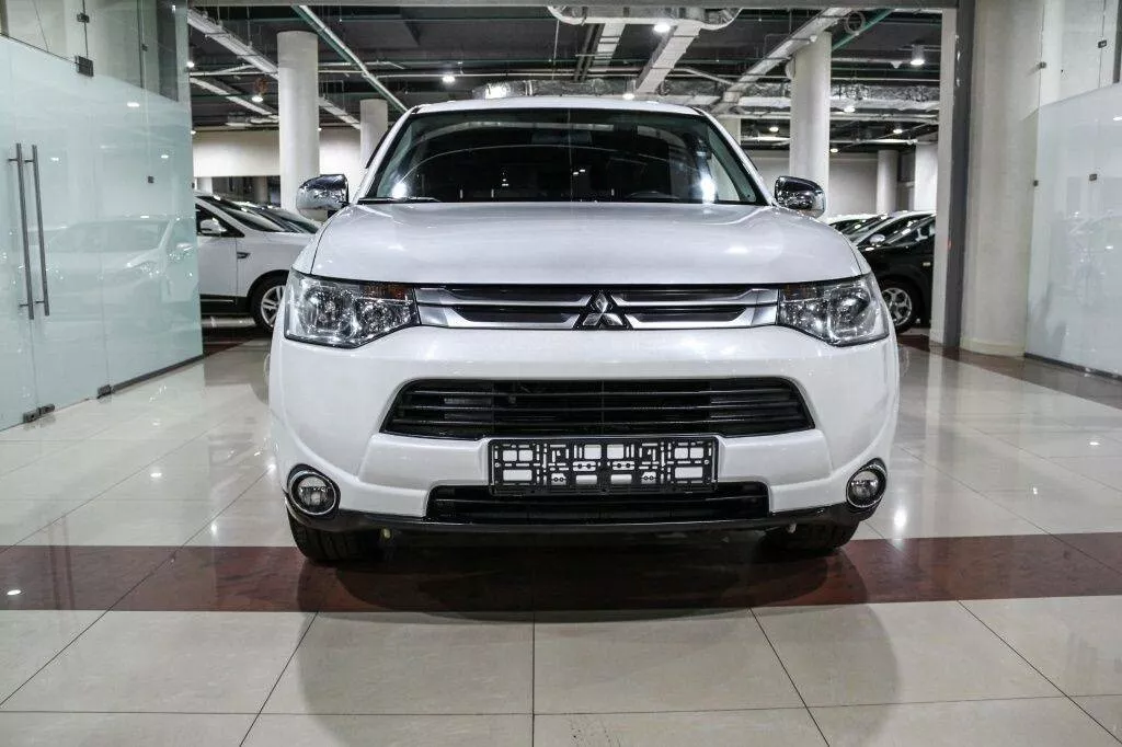 Купить Outlander с пробегом