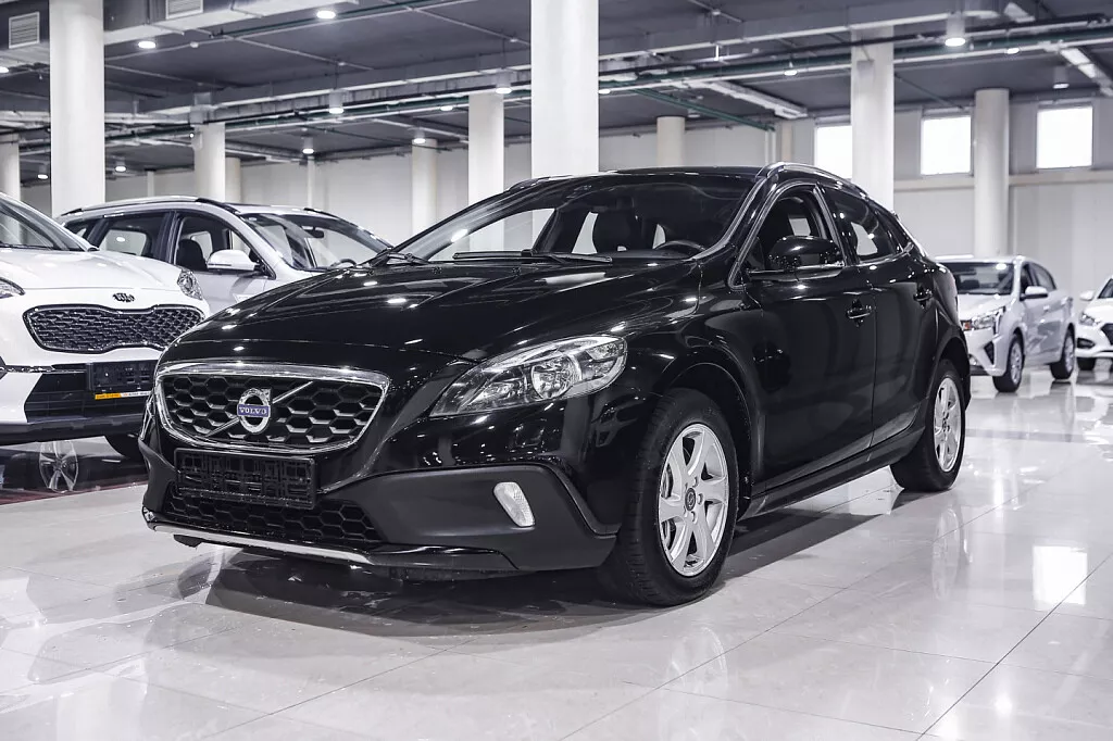 Купить V40 Cross Country с пробегом